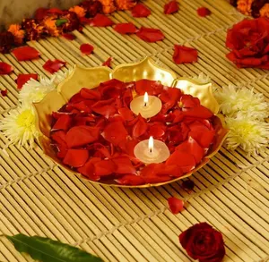 Altın çiçek tarzı Urli kase merkezi dekor düğün dekor için Lotus tarzı pirinç Thal ev dekor