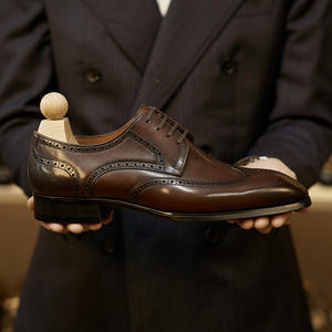 รองเท้าฤดูหนาวบุหนังแกะนุ่มพร้อมดีไซน์ภายในที่อบอุ่นและรองเท้าหนังแบบปรับได้สำหรับผู้ชาย รองเท้าลำลอง - Product Image 2