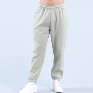 Muestra gratis Logo Stone Joggers para hombre Oversize Fit Side & Back Pockets Gym Training Pantalones de chándal transpirables para hombre - Product Image 1