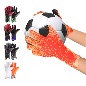 ถุงมือผู้รักษาประตูฟุตบอลมืออาชีพ ไซส์ 7 ถุงมือผู้รักษาประตูลาเท็กซ์ ถุงมือฟุตบอล - Product Image 1