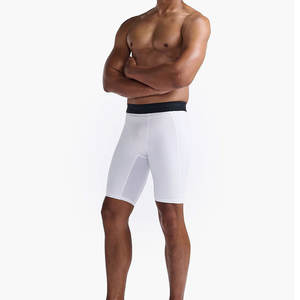 Short de compression décontracté pour homme, léger, teint uni avec impression numérique, en vente - Product Image 6