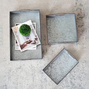 Plateau de service rond en argent écologique fait à la main finition polie et bords lisses pour un divertissement haut de gamme et une décoration intérieure - Product Image 2