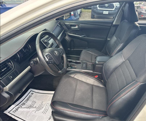 Toyota Camry Híbrido SE FWD 2016 Económico con Volante a la Izquierda/Derecha - Product Image 4