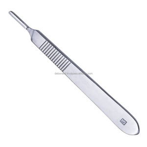 Manches de scalpel chirurgical réutilisables et pinces à pouce en acier inoxydable certifiées CE ISO – Fournisseur en gros d'instruments médicaux - Product Image 1