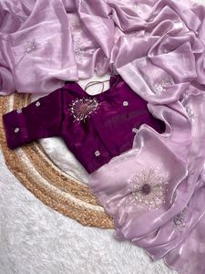 Dernier modèle de sari en satin de soie classique indien pour les fêtes de mariage, avec un chemisier exclusif, vêtements traditionnels pour femmes, vente de vêtements ethniques - Product Image 6