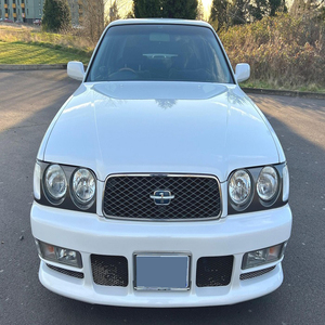 Nissan Gloria Gran Turismo Ultima de 1996 - Product Image 1