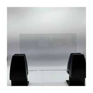 Le verre feuilleté PVB16.38mm en gros d'usine peut être utilisé pour les cloisons de construction intérieures et extérieures