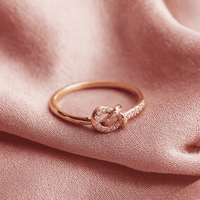 Bague en zircon à nœud infini en gros personnalisée en vrac, plaquée or S925, bijoux de couple