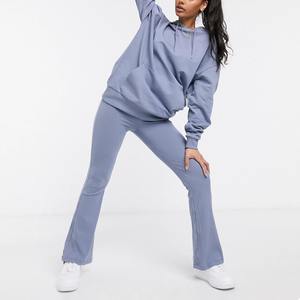Conjunto de pantalones de chándal y Sudadera con capucha recortada para mujer, ropa de calle, chándales acampanados de dos piezas de cintura alta para mujer - Product Image 4