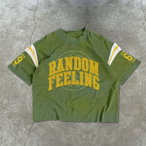 T-shirt oversize vintage en coton délavé à l'acide, à épaules tombantes, style streetwear, avec appliqué sur la manche et rayures sur le devant, échantillon disponible - Product Image 1