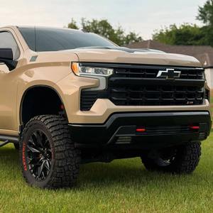 LUXURY RIDE 2022 Silverado 1500 LT Trail Boss 4x4 Inspeccionado, Motor V8 de 5.3 Litros, Tracción en las 4 Ruedas, Color Sand Dune Metallic, Modificaciones Todoterreno - Product Image 1