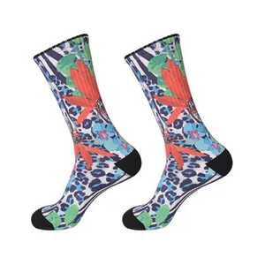 Calcetines deportivos de alta calidad hechos a medida para hombres Color sólido Algodón Diseño de impresión Logo Directo de fábrica al por mayor para deportes de invierno - Product Image 2