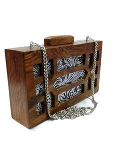 อะลียัน อิมเพ็กซ์ AI-WC-10 กระเป๋าคลัทช์ไม้เรียบง่าย น้ำหนักเบา สไตล์มินิมอล ดีไซน์สวยงาม เหมาะสำหรับเป็นของขวัญ ปรับแต่งได้ตามต้องการ - Product Image 6