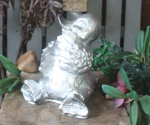 Escultura decorativa de estatuilla de pato feliz y pieza de exhibición para el suministro de decoración de estatua de hogar y jardín - Product Image 2