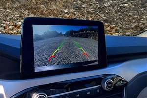 Increíble Ford Escape Hybrid SE Sport 2020 en perfectas condiciones con poco kilometraje en stock, ofrecido a una oferta increíble que no querrás perderte - Product Image 3