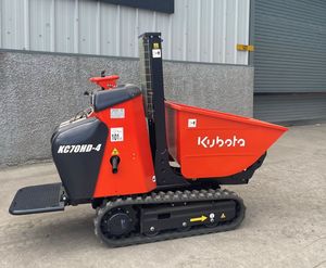 รถดัมพ์ตีนตะขาบ Kubota KC70HV-4 บรรทุกได้ 700 กก. หมุนได้ 180 องศา ระบบขับเคลื่อนไฮโดรสแตติก - Product Image 6