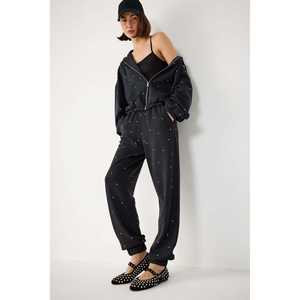 Pantalon de jogging mi-long décontracté en polyester 100% brodé de pierres, coupe régulière - Product Image 5