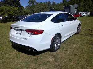Chrysler 200 2015 en perfecto estado - Product Image 4
