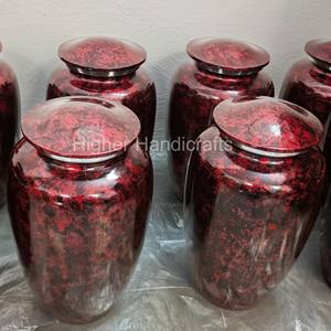 Urne de crémation de haute qualité texturée rouge pour les cendres | Grande urne funéraire en métal pour adultes | Fabricant d'urnes en gros - Product Image 1