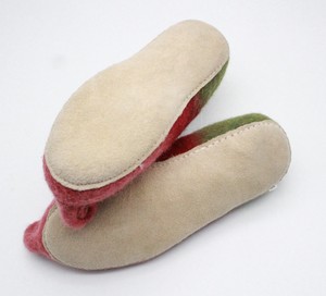 Handmade <b>Wool</b> Felted <b>Slipper</b> in Three Colors Comfortable Warm Indoor Footwear Trained Artisans From Nepal - Product Image 3