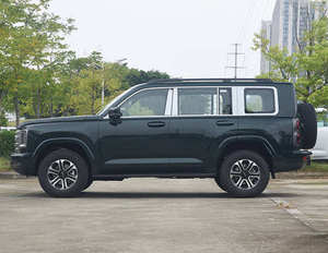 SUV 2024 de Alto Rendimiento con Motor de 4.1-6L de Aspiración Natural, 4 Ruedas, Asientos de Cuero, Caja de Cambios Automática, Volante a la Derecha y Faros de Xenón - Product Image 4