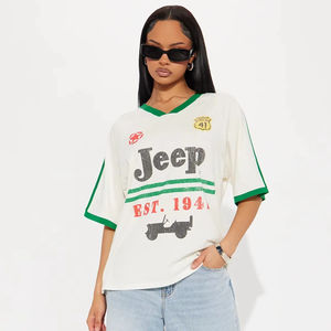 Venta al por mayor de moda holgada cuello en V Varsity Jersey estilo camiseta para mujer transpirable verano serigrafía camiseta para mujer - Product Image 1