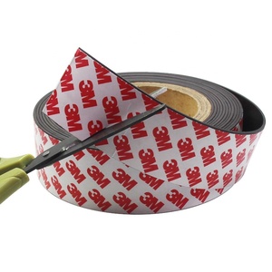 <span class=keywords><strong>Bande</strong></span> magnétique en <span class=keywords><strong>caoutchouc</strong></span> super forte <span class=keywords><strong>Bande</strong></span> magnétique flexible Néodyme <span class=keywords><strong>3M</strong></span> <span class=keywords><strong>Bande</strong></span> magnétique auto-adhésive - Product Image 2