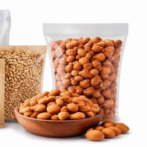 Amandes entières biologiques pures de Californie, riches en arômes, délicieuses et non aromatisées - Product Image 2