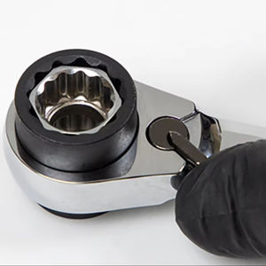 Clé à cliquet réversible 90T 8-en-1 double extrémité métrique DIY OEM/ODM disponible Fournisseur taïwanais - Product Image 1