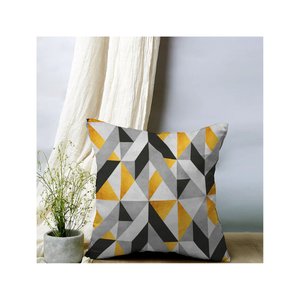 Cojín de moda bordado de algodón 100% biodegradable de color liso con tecnología de secado rápido perfecto para todas las estaciones - Product Image 4