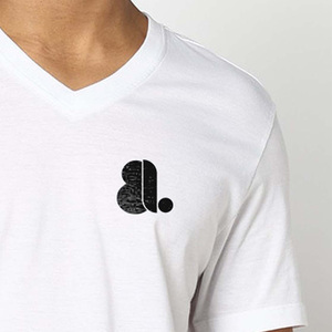 เสื้อยืดคอกลมผู้ชายแบบใหม่ สีพื้นเรียบง่าย แขนสั้น ขายส่ง เสื้อยืดคอกลมผู้ชายแขนสั้น ผ้าฝ้าย 100% - Product Image 4