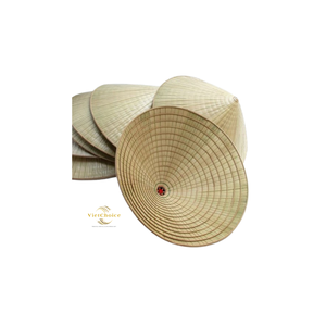Sombrero Cónico Ecológico Hecho a Mano con Hojas de Palma de Vietnam - Product Image 4