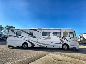 Fournisseur vérifié pour un Coachmen CROSS COUNTRY 389DS d'occasion de 2007 - Product Image 3