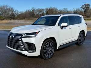 (GN) Livraison rapide Voiture d'occasion 2023 LX600 Luxe Faible kilométrage - Product Image 2