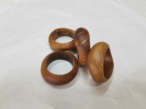 Ronds de serviette en bois de chêne antiques ronds personnalisés vaisselle bien lisse polie en gros - Product Image 5