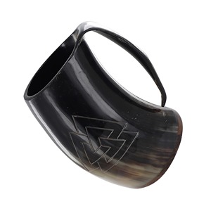 Cadeau artisanal de chope de style viking pour les amis - Product Image 2