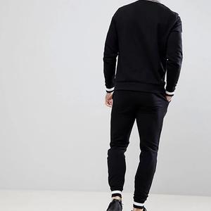 Sudadera negra de moda con cuello redondo para hombre, en la cintura con cordón conjunto de pantalón, chándal cómodo para correr para adultos para la temporada de invierno - Product Image 2