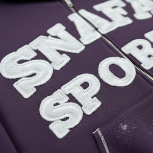 Survêtements de rue tendance personnalisés avec broderie usée pour hommes Survêtement élégant avec logo personnalisé - Product Image 4