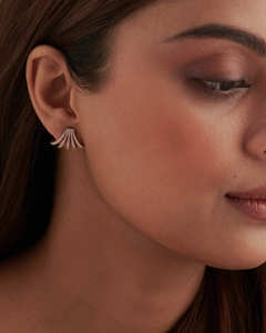 Último diseño 14K Oro sólido 0.70ct Corte brillante Graduado Cinco filas Pendientes de aro de diamantes Boda Fila adecuada Diamante - Product Image 4