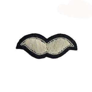 Cannetille broche bordado a mano corazón con ojos alambre metálico ropa caballo insignia hecho a mano detalle - Product Image 6