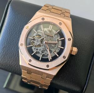 Reloj Seikos con Esfera MOD, Movimiento Seikos, Cristal de Zafiro y Esqueleto Rosa - Product Image 1