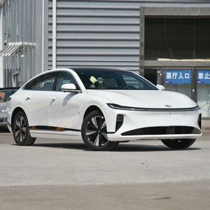 Berline hybride 2025, essence et électrique, 4 portes, 5 places, conduite à gauche, véhicule à énergie nouvelle de Chine - Product Image 4