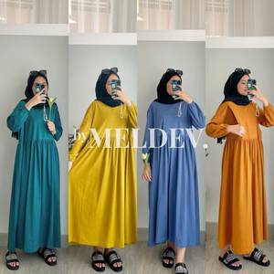 Robe midi modeste en coton/bambou à manches bouffantes et volants pour femmes grandes tailles Hanna - Product Image 1