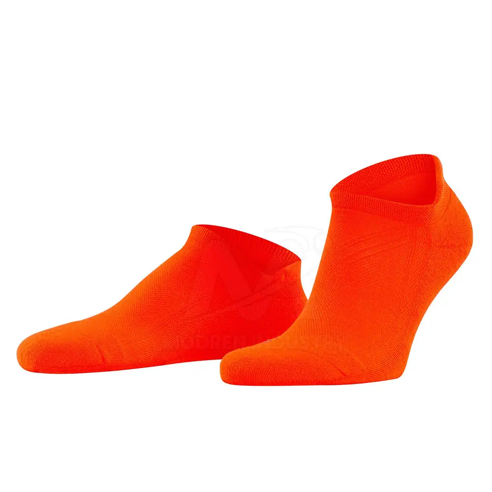2023 Niedriger Preis Custom Design Socken Low MOQ Ganzjährig lange weiche rutsch feste Socken