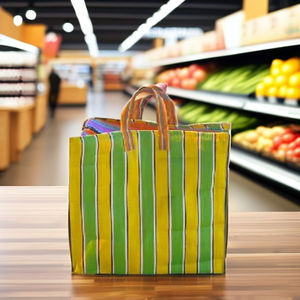 Sac à provisions à rayures tissé en plastique à fermeture éclair réutilisable écologique personnalisé sacs de plage recyclés fabriqués à la main sacs à cosmétiques étuis - Product Image 1