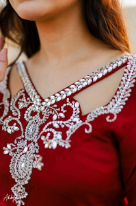 Kurta en tissu tie-dye uni orné à la main avec shalwar farshiwali et dupatta, vêtements indiens et pakistanais - Product Image 5