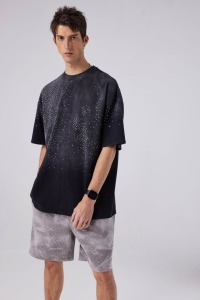 เสื้อยืดผ้าฝ้ายสีดำพร้อมพลอยเทียมทรงหัวกะโหลกสีชมพูหินออกแบบได้ตามต้องการสำหรับผู้ชายแขนสั้นคุณภาพสูง - Product Image 4