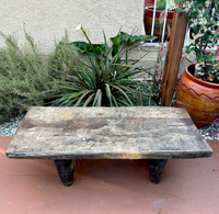 Table basse originale en bois de manguier de qualité supérieure fabriquée à la main Naga meubles de maison rustiques avec finition naturelle charme intemporel artisanat en métal