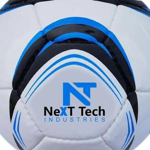 Balón de entrenamiento de fútbol de Next Tech Industries, material de PU para fines de entrenamiento con diseño personalizado y logotipo personalizado - Product Image 4