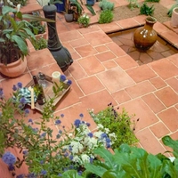 Revêtement de sol extérieur en brique réfractaire classique marron/beige, antidérapant, résistant à l'usure, fait main, pleine masse, 20 mm d'épaisseur